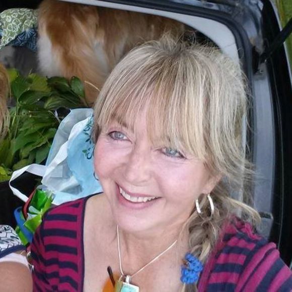 Meet your Posher, Shirley - Picture 1 of 1